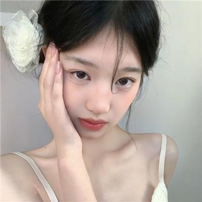 一人有一点颜色